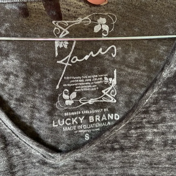 Lucky brand Janis Joplin T-shirt with stripe detail on the sleeve, SZ S - Picture 2 of 4